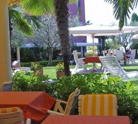 Sportsman 4* Μπαρντολίνο