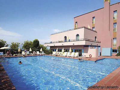 Sportsman Szálloda 4*